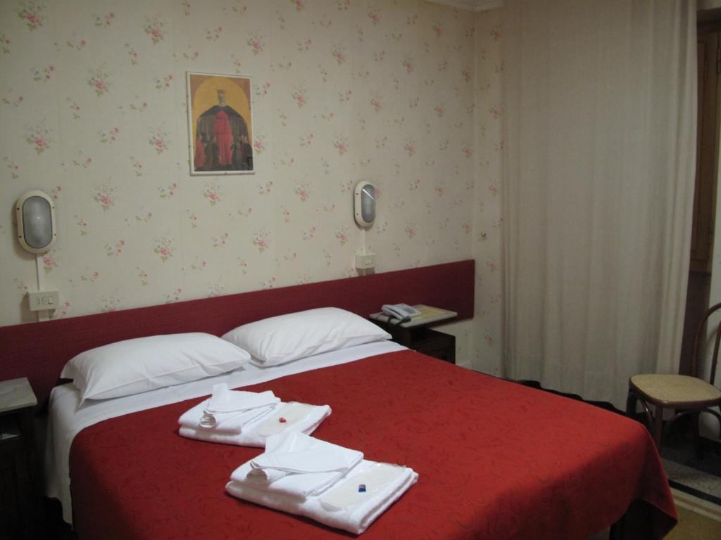 Albergo Fiorentino Sansepolcro Cameră foto